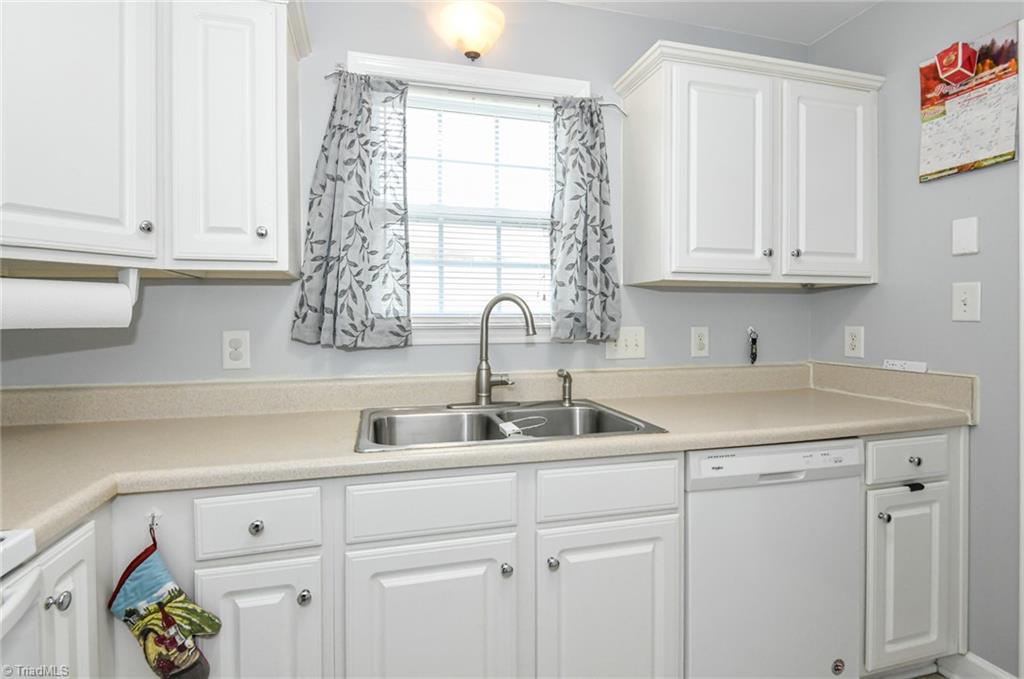 property viewer photo 7