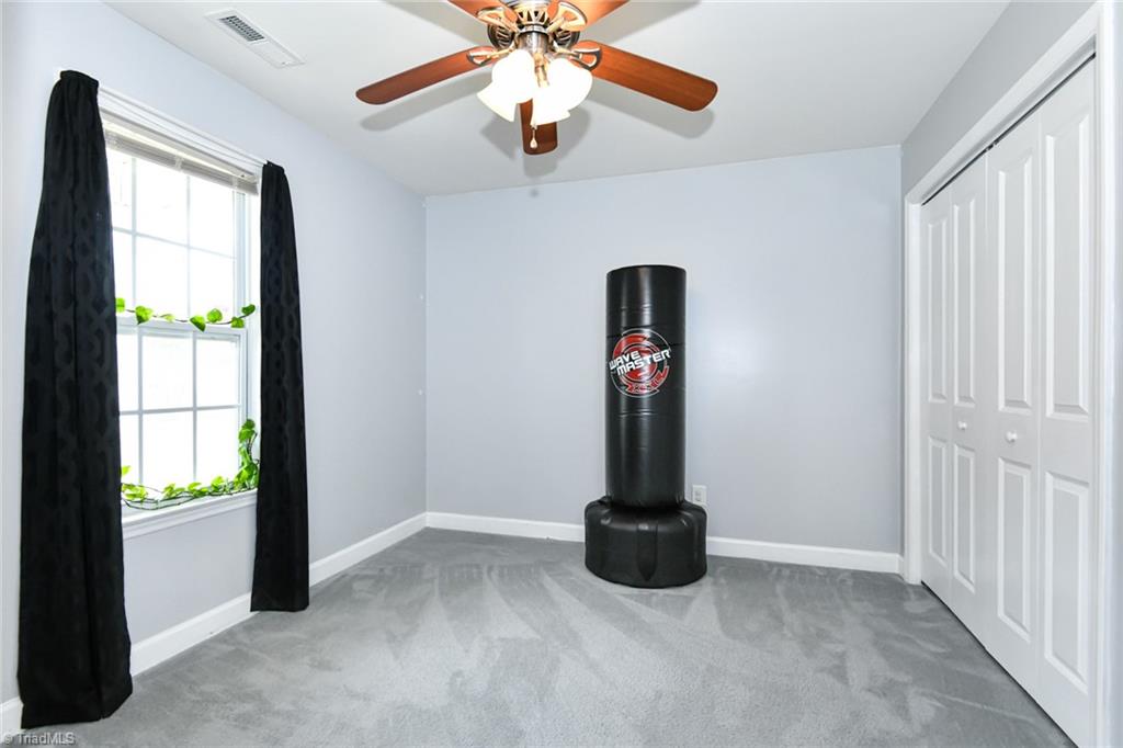 property viewer photo 9