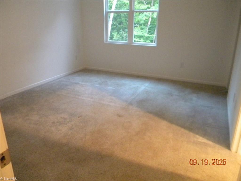 property viewer photo 13