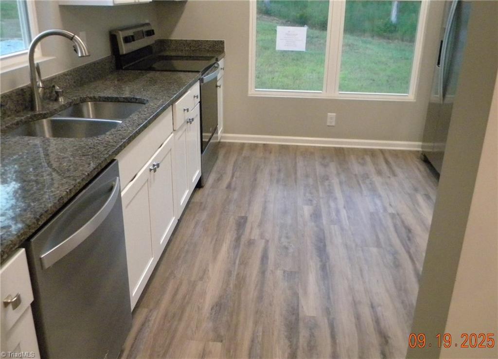 property viewer photo 7
