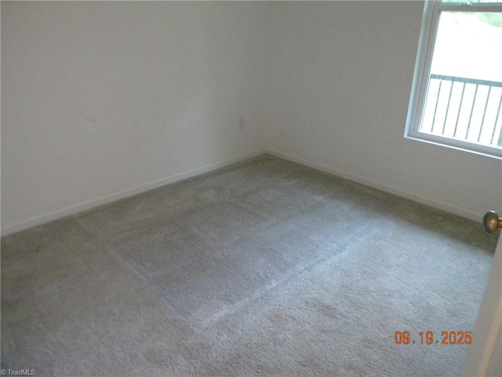 property viewer photo 9