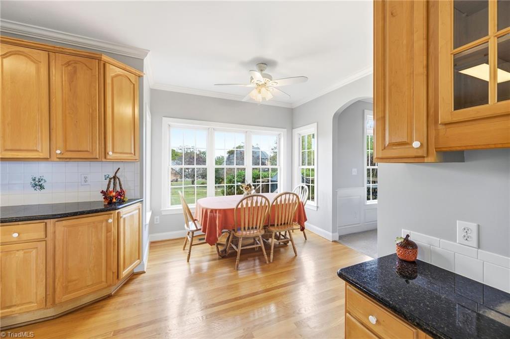 property viewer photo 10