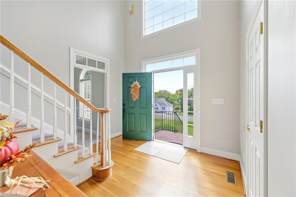property viewer photo 11