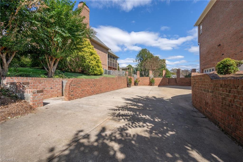 property viewer photo 17