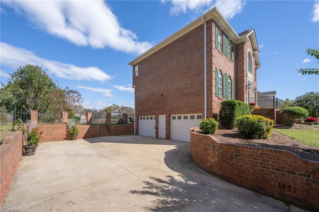 property viewer photo 24