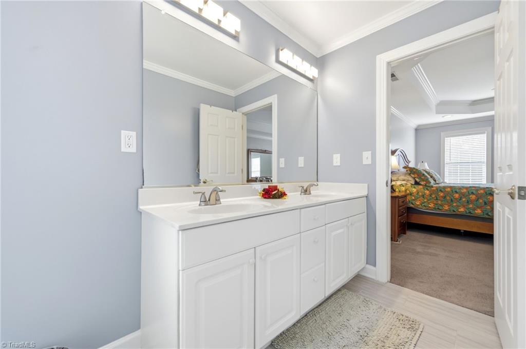 property viewer photo 28