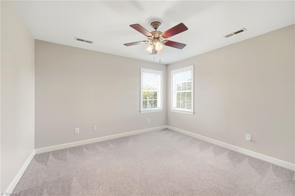 property viewer photo 29