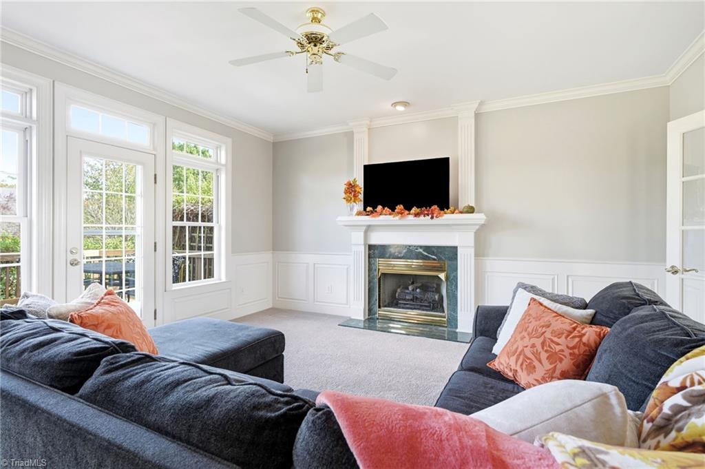 property viewer photo 5