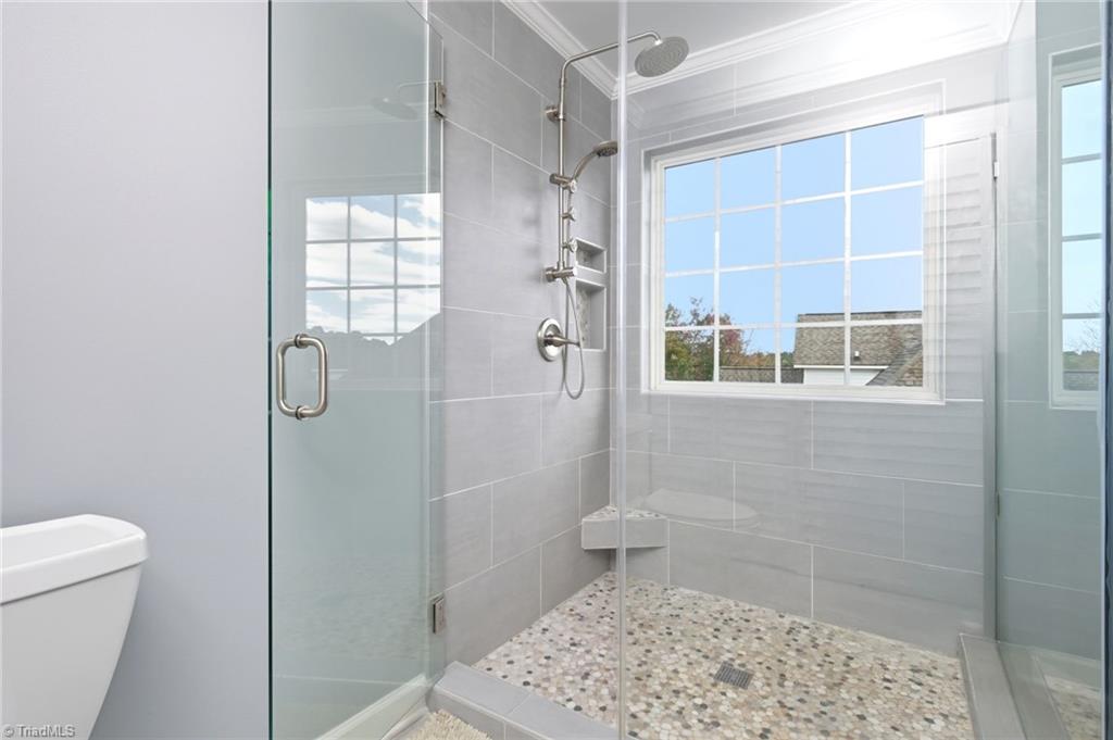 property viewer photo 6