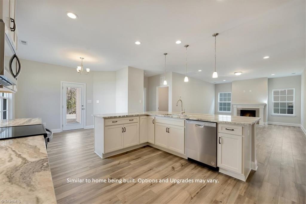 property viewer photo 4