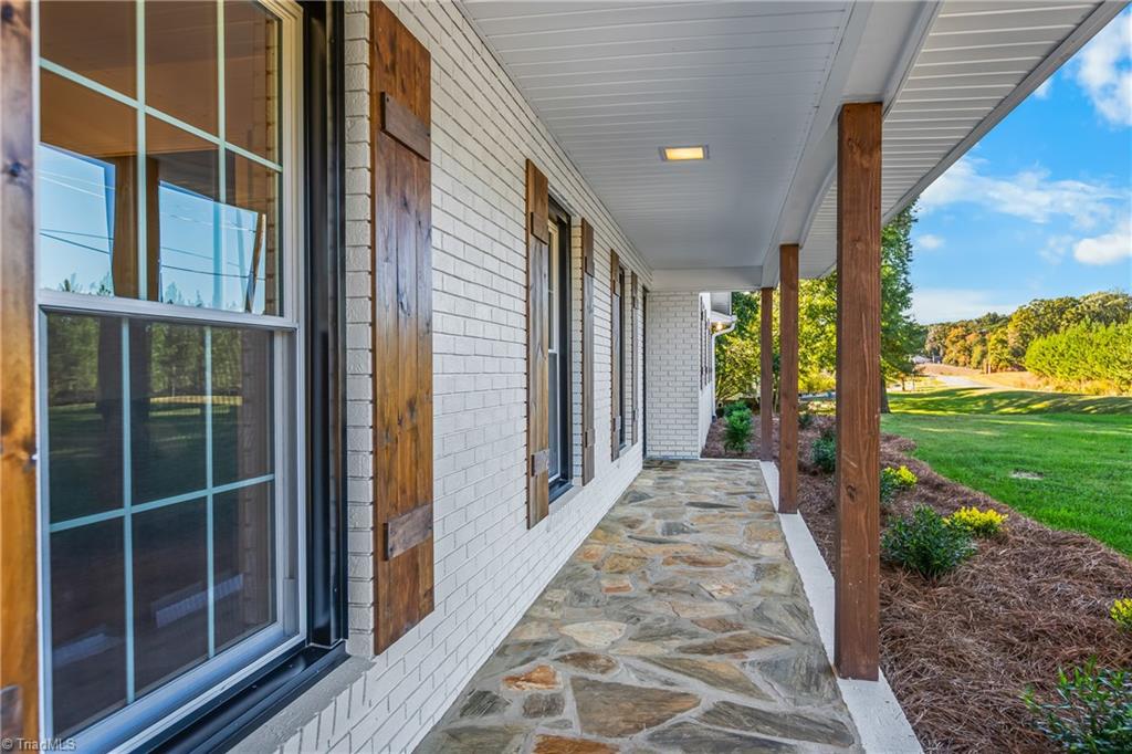 property viewer photo 1