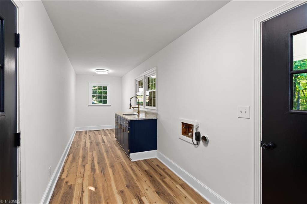 property viewer photo 10