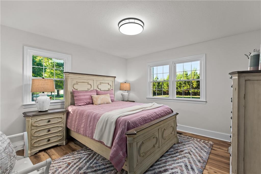 property viewer photo 14