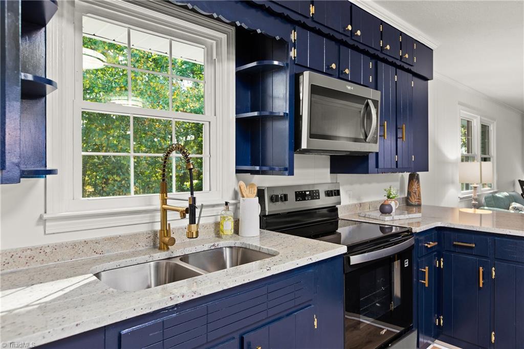 property viewer photo 3
