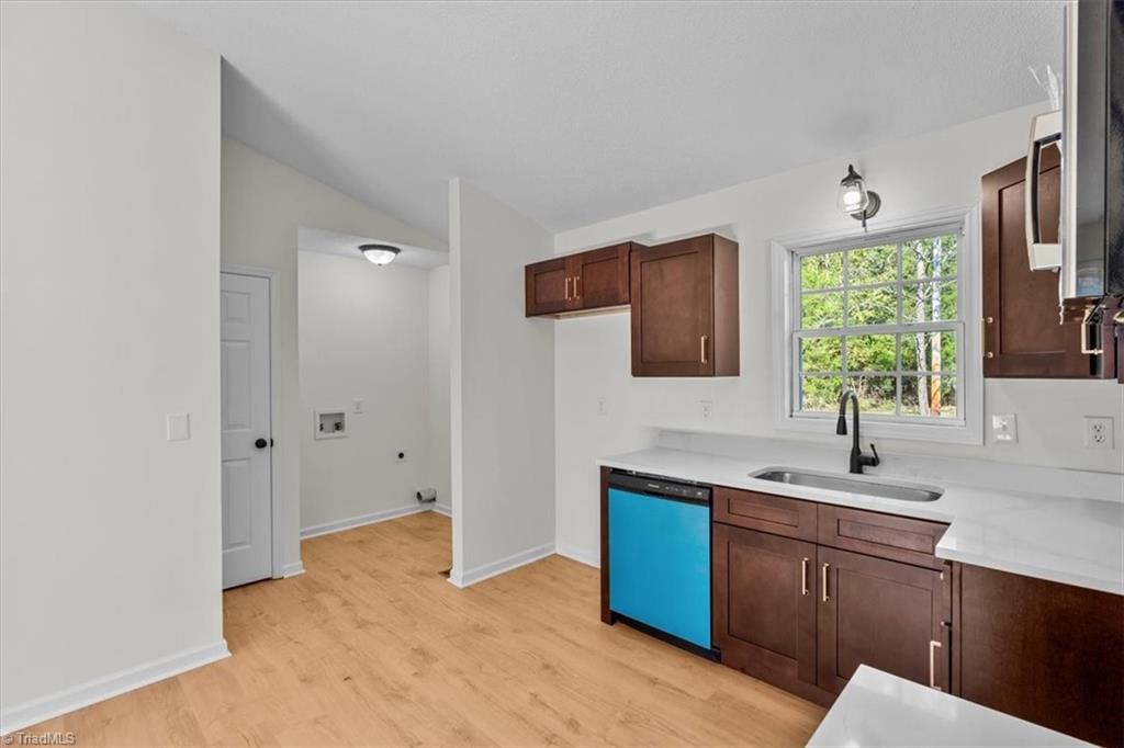 property viewer photo 11