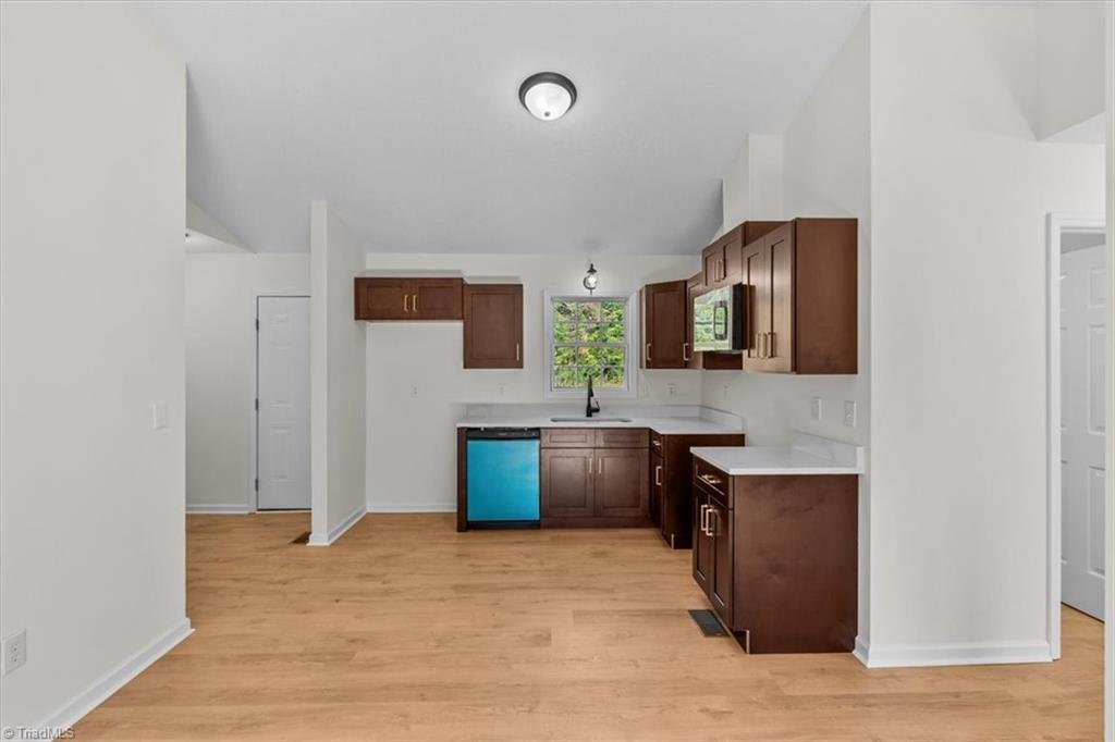property viewer photo 16