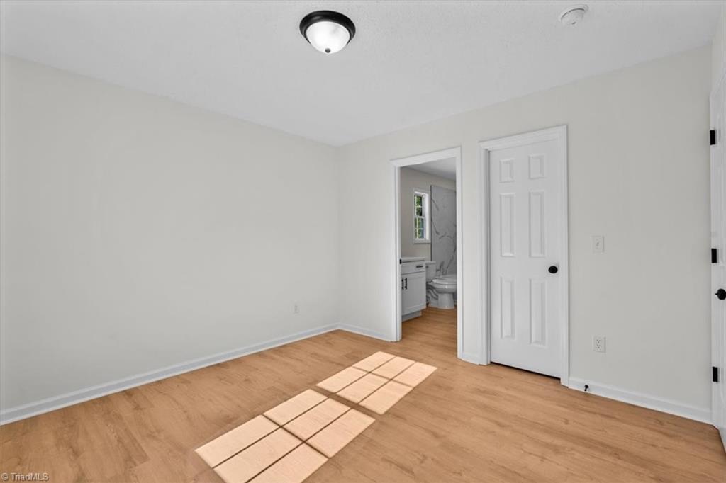property viewer photo 21