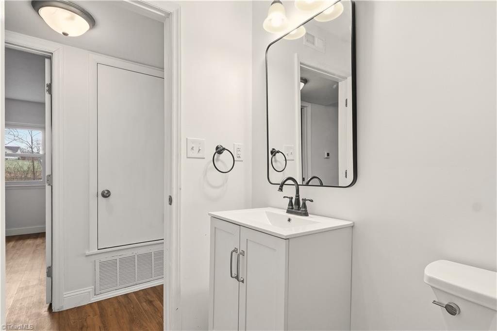 property viewer photo 17