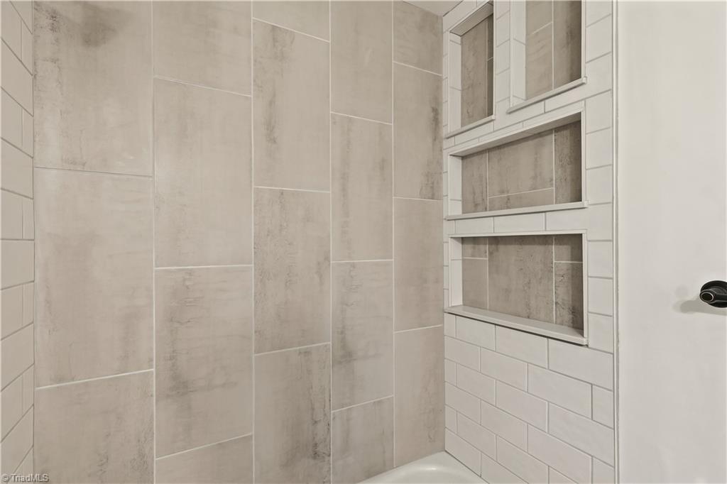 property viewer photo 21