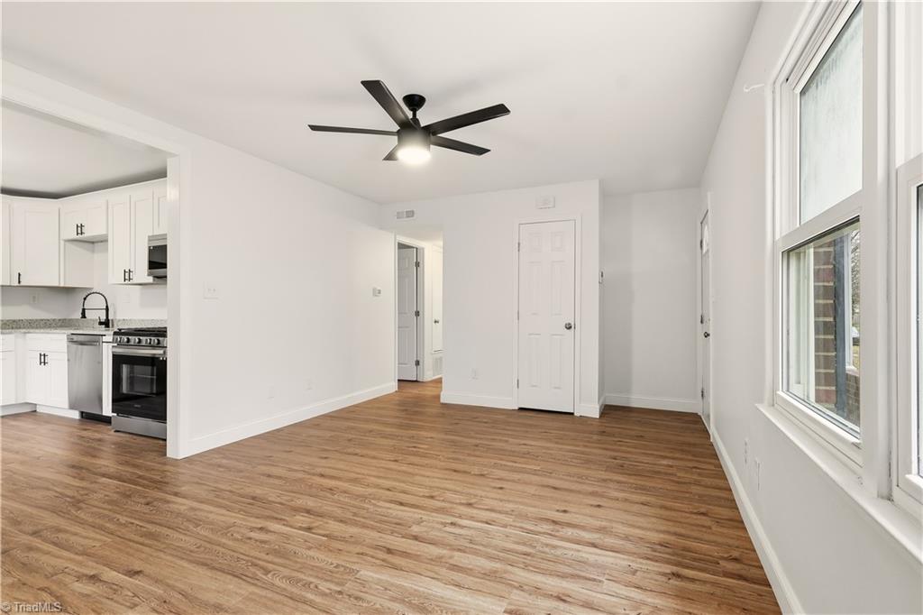 property viewer photo 8