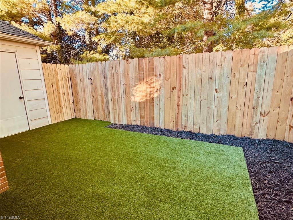 property viewer photo 1