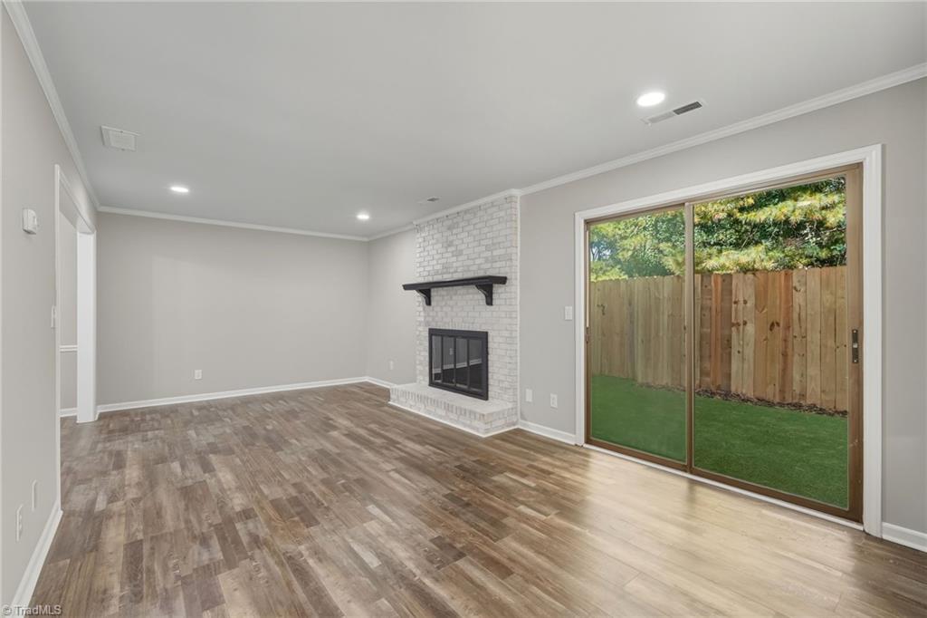 property viewer photo 14