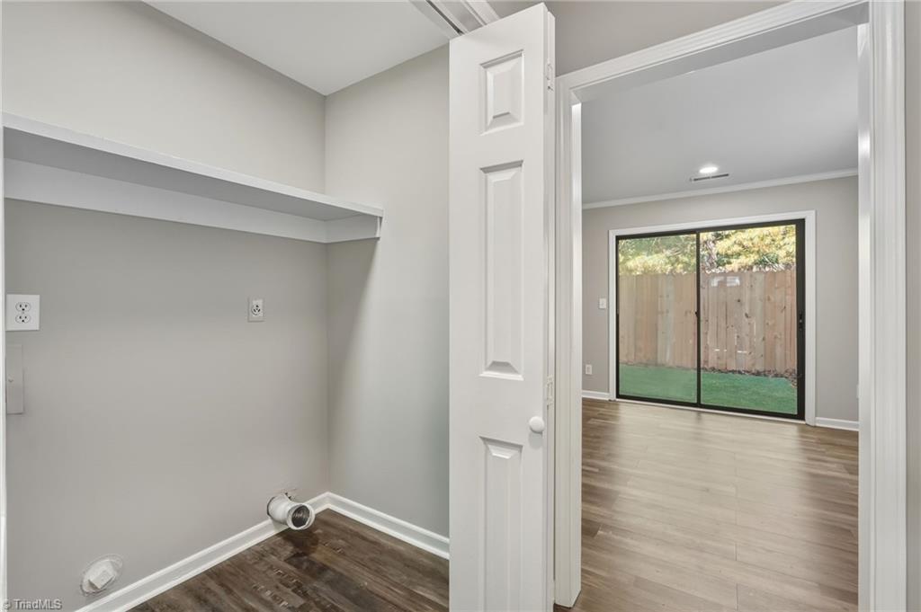 property viewer photo 17