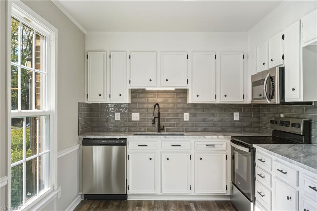 property viewer photo 23