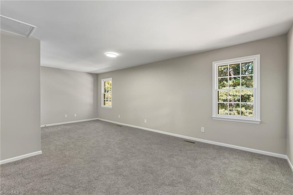 property viewer photo 25