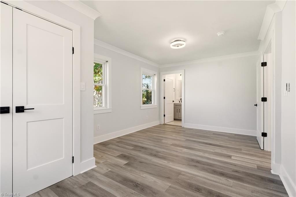 property viewer photo 18
