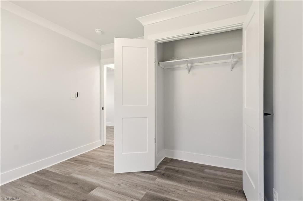 property viewer photo 22