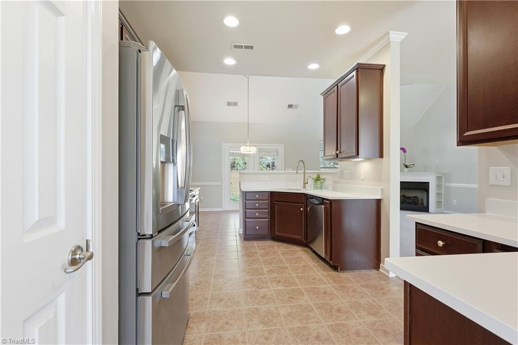 property viewer photo 10
