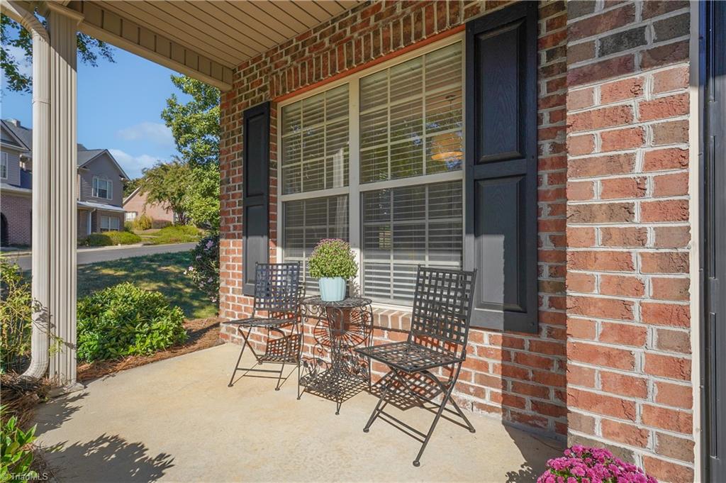 property viewer photo 2