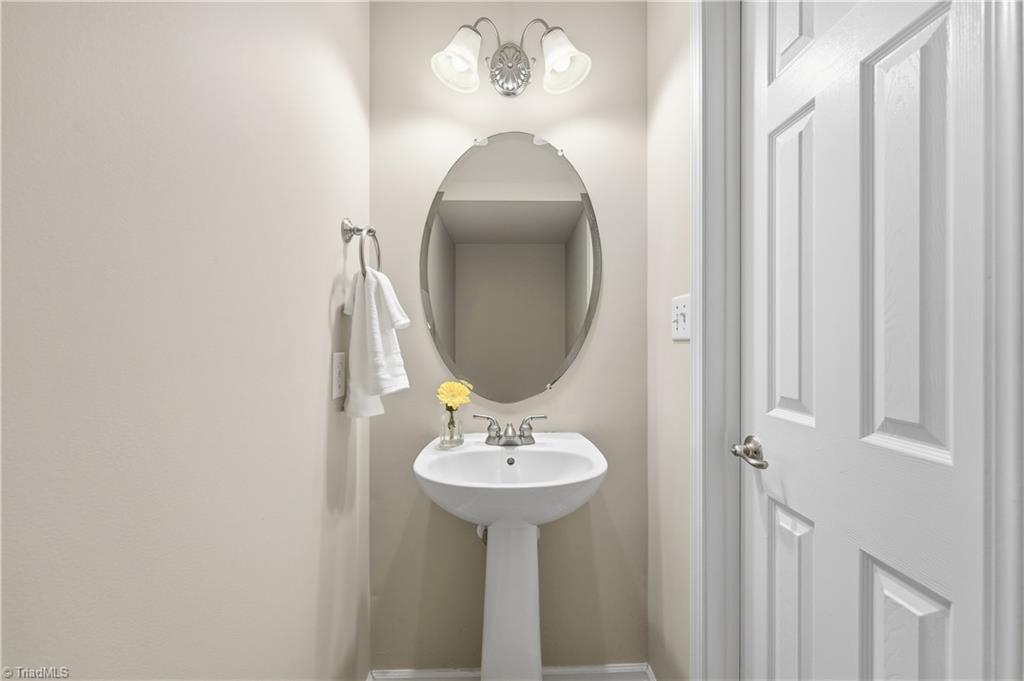 property viewer photo 37