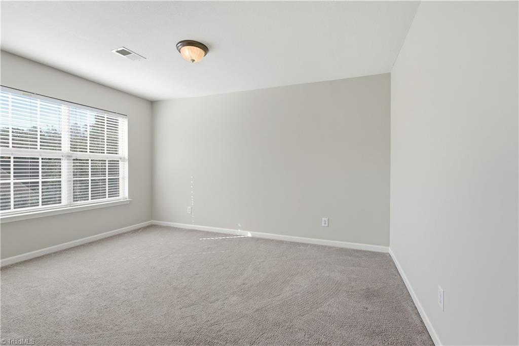 property viewer photo 42