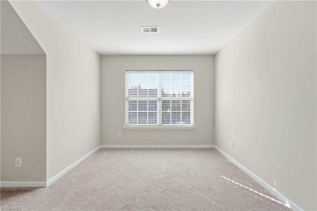property viewer photo 43