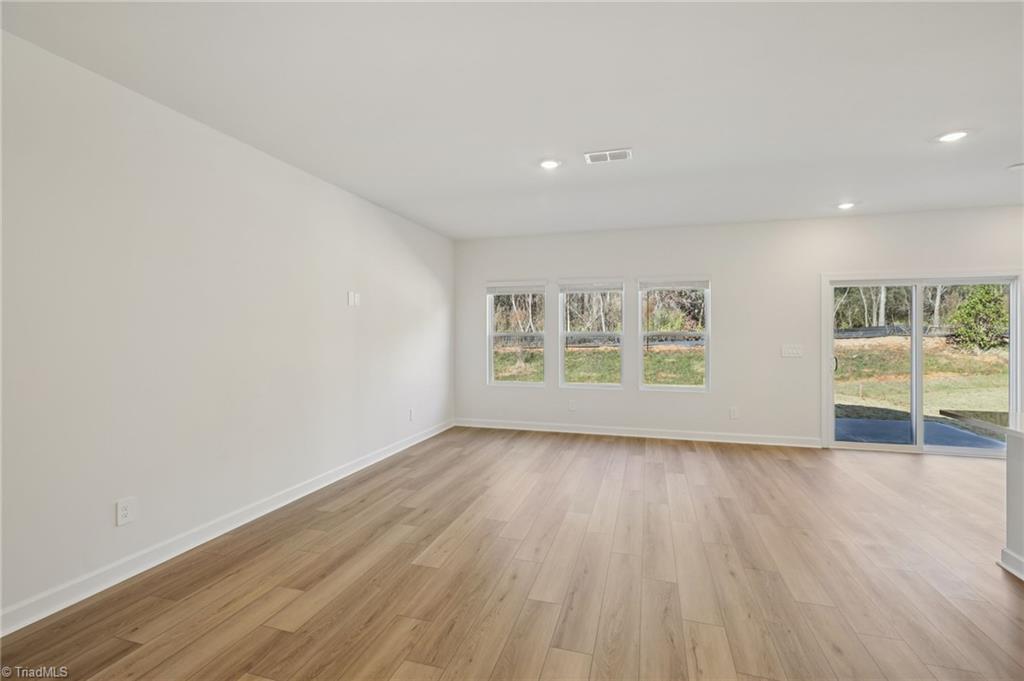 property viewer photo 1