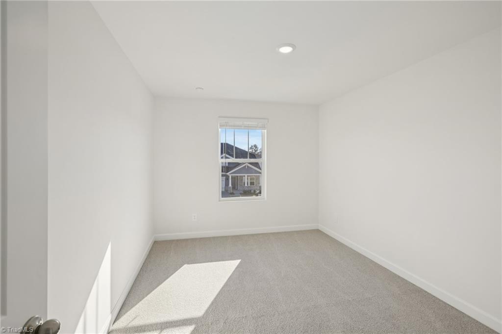 property viewer photo 14