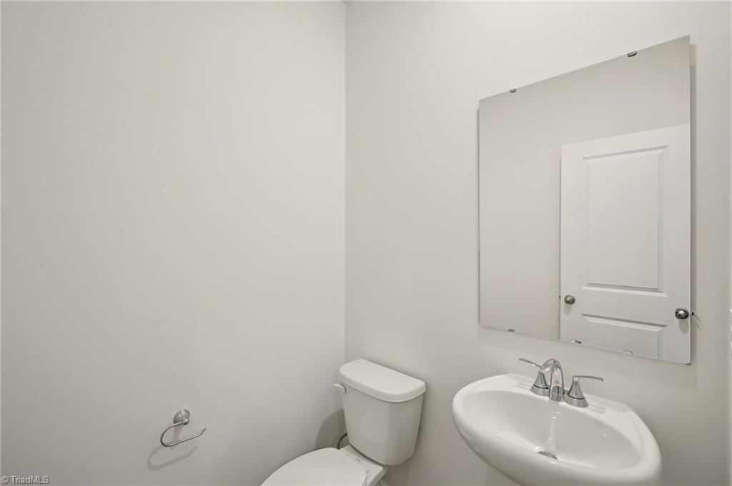 property viewer photo 8