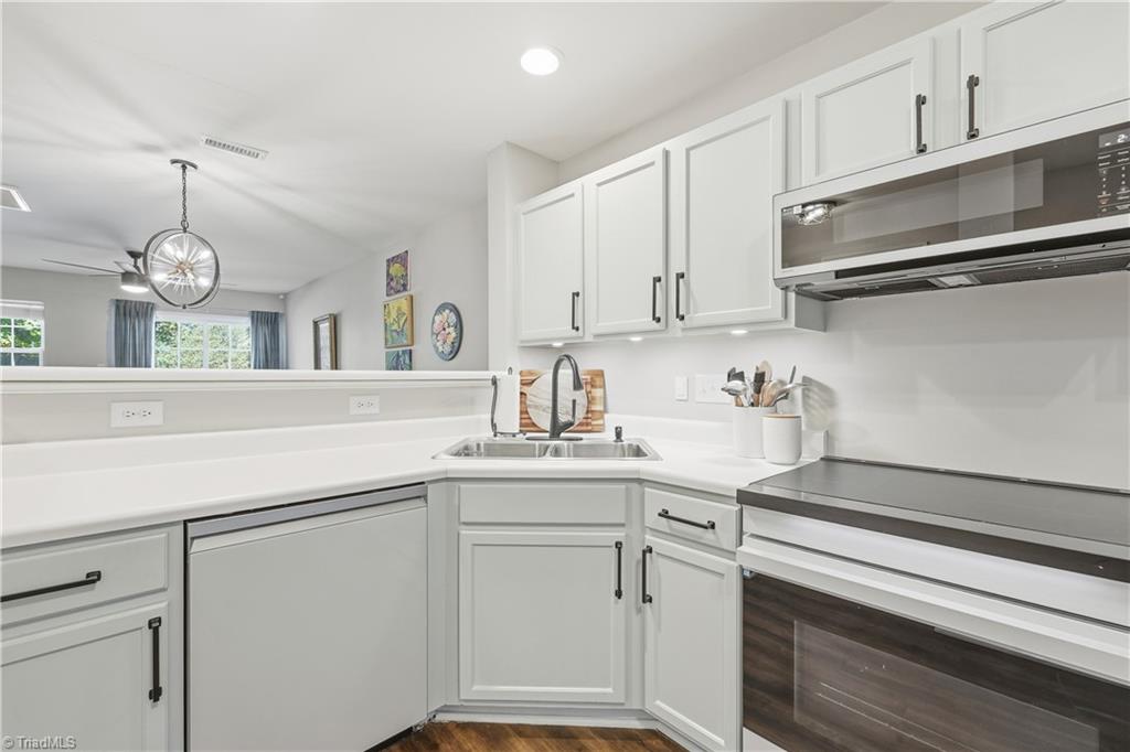 property viewer photo 11