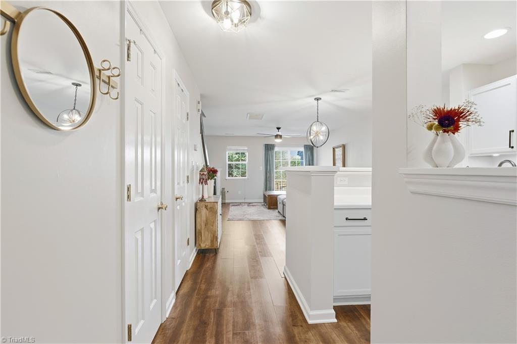 property viewer photo 15