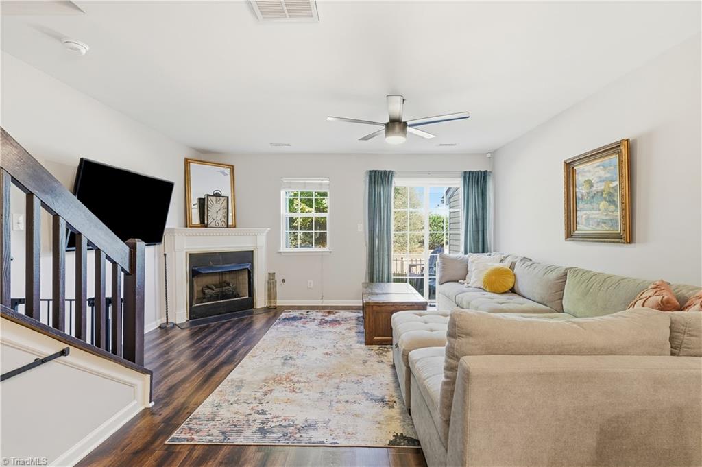 property viewer photo 19
