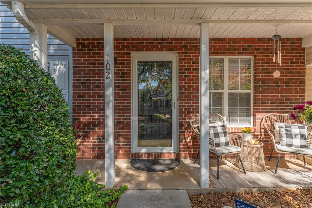 property viewer photo 2
