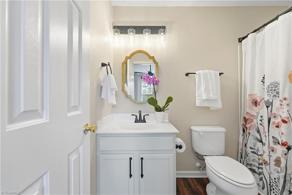 property viewer photo 32