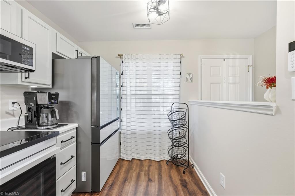 property viewer photo 8