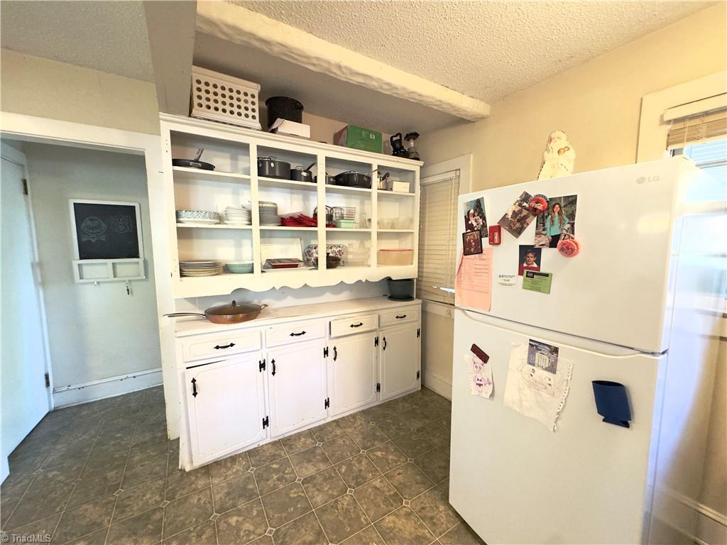 property viewer photo 10