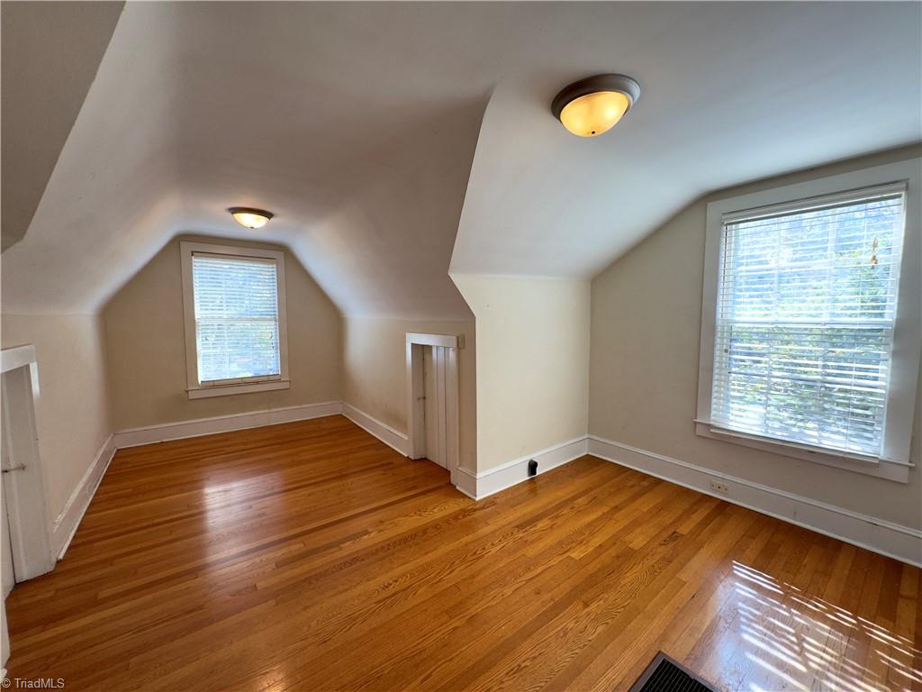 property viewer photo 19