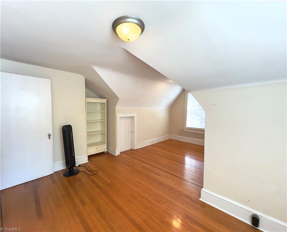property viewer photo 20