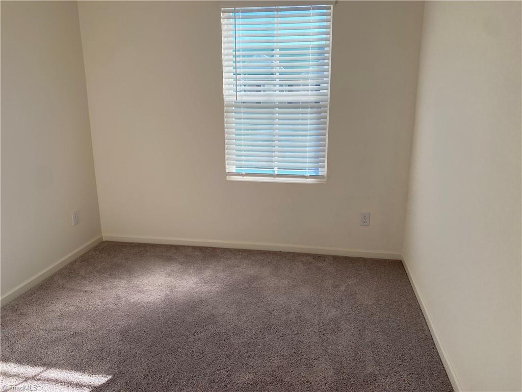 property viewer photo 11