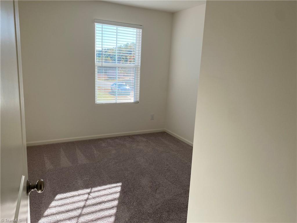property viewer photo 12